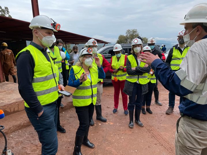 Ministerin Schulze beim Bergbau-Besuch in Ruanda